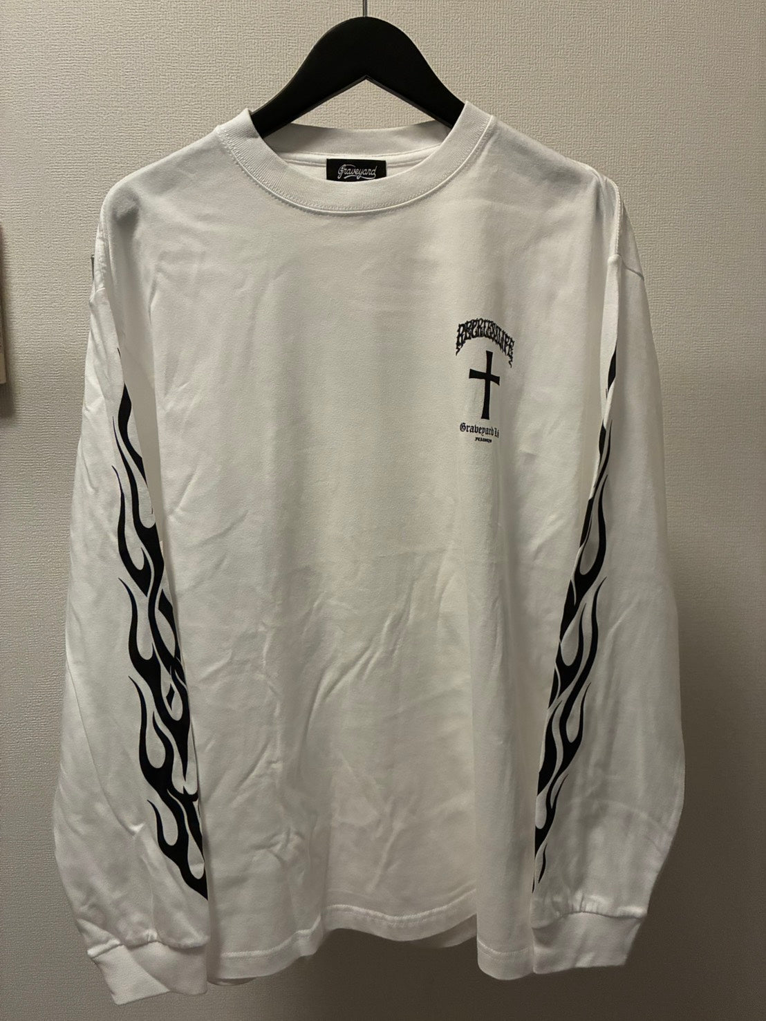 ◆11月中旬〜12月初旬納品プレオーダー◆L/S TEE GYLG FIRE&X-LOGO〈WH×BK〉
