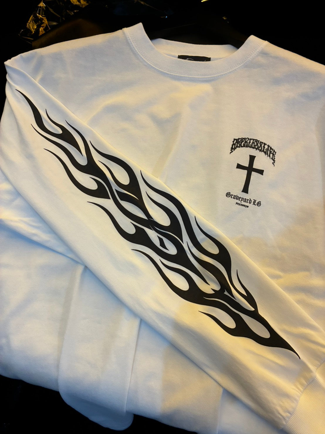 ◆11月中頃〜12月初旬納品プレオーダー◆L/S TEE GYLG FIRE&X-LOGO〈BK×WH〉